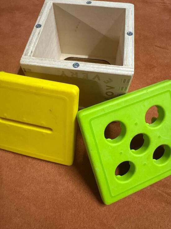 Lovevery Other - Lovevery Wooden Montessori Object Permanence Box with Interchangeable Lids